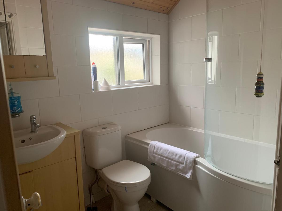 Holiday home Inviting 3-bed House In Near The *